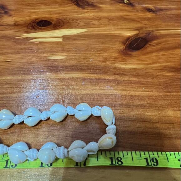 Vintage Lot Puka Cowrie Shell Hawaiian Aloha Necklaces 4 Piece Aloha Surf Boho - Picture 2 of 15